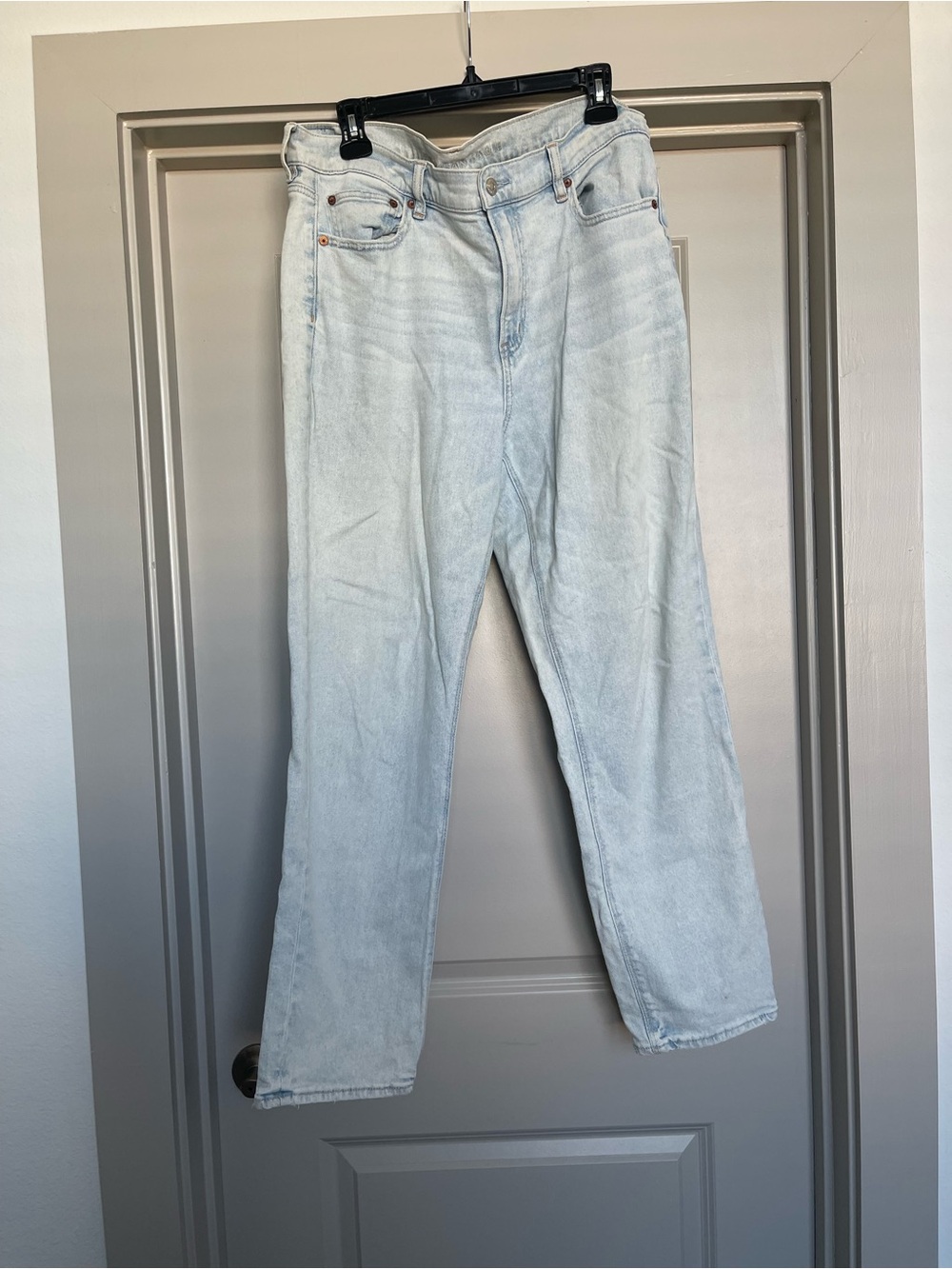 American Eagle Outfitters Light Wash Super High-Rise Straight Jeans